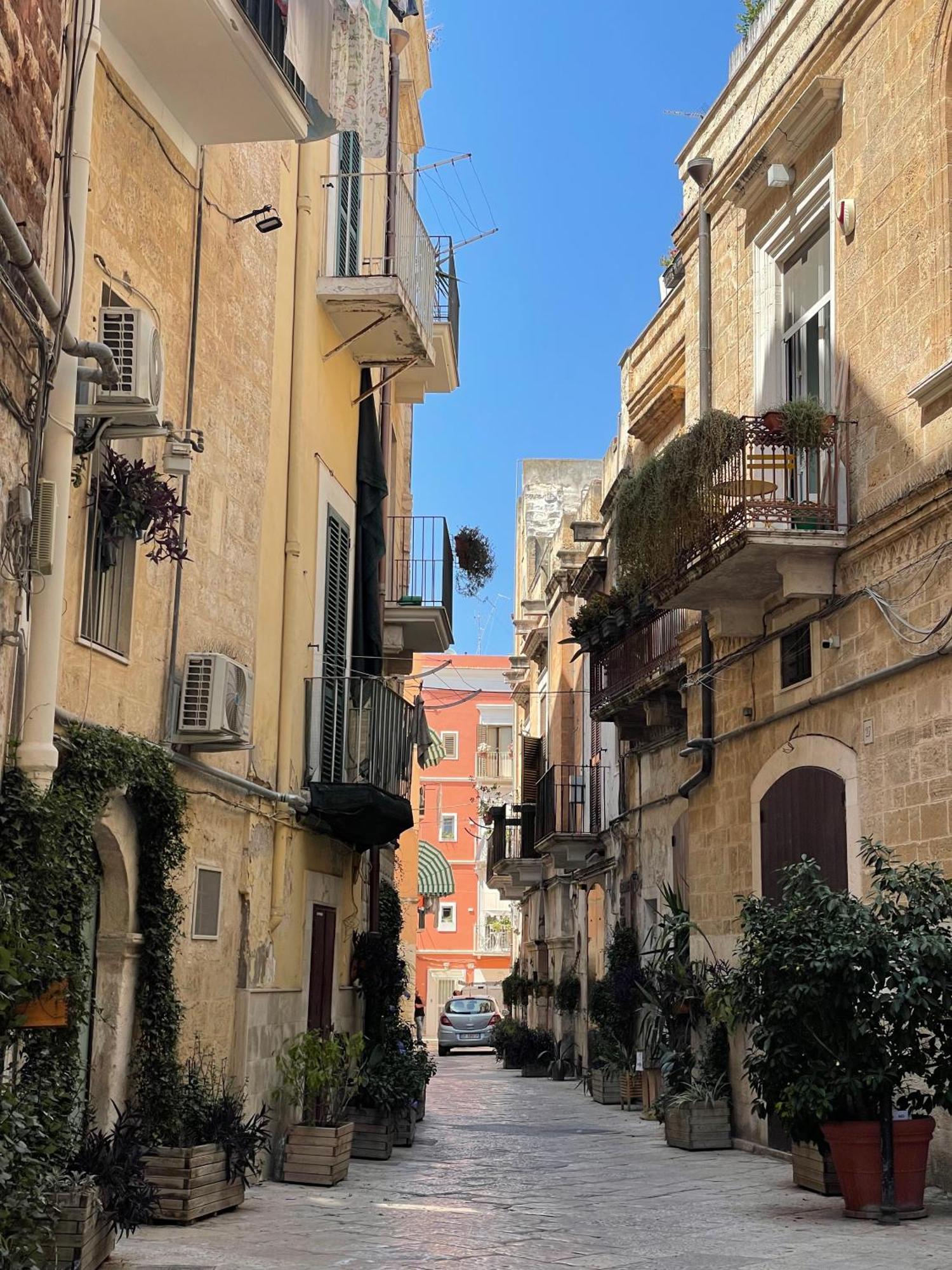Palazzo Verrone Bari Kültér fotó