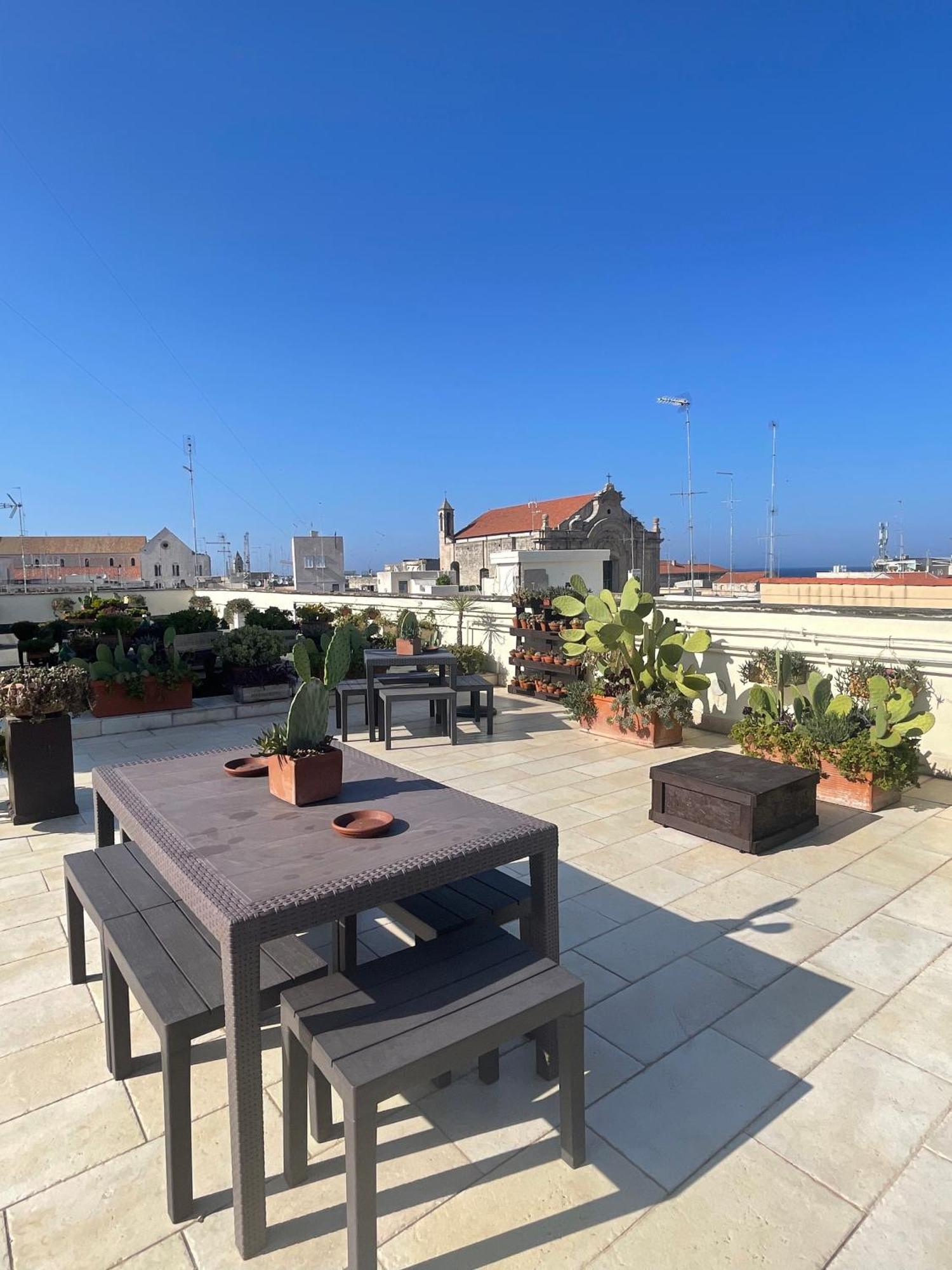 Palazzo Verrone Bari Kültér fotó