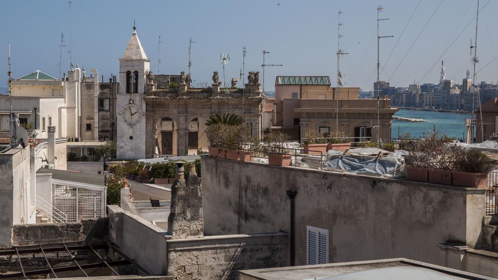 Palazzo Verrone Bari Kültér fotó